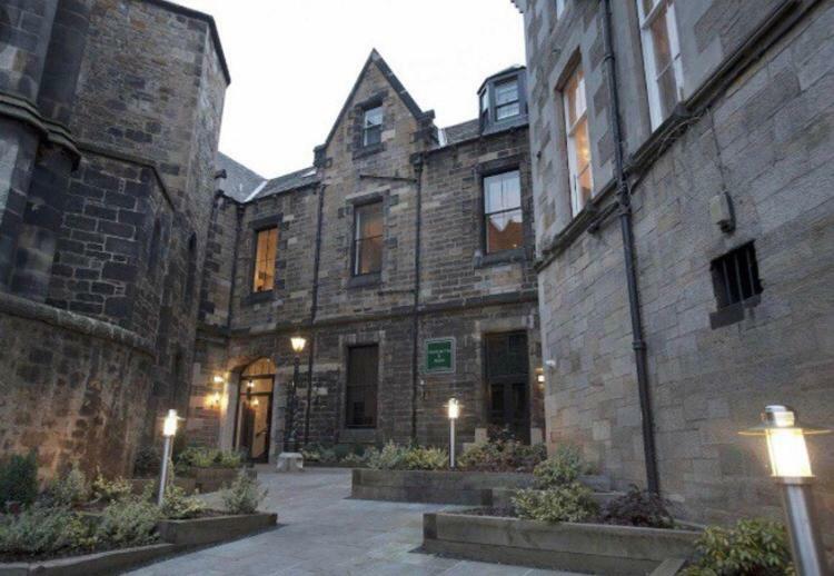 Apartment Old Edinburgh Exterior photo